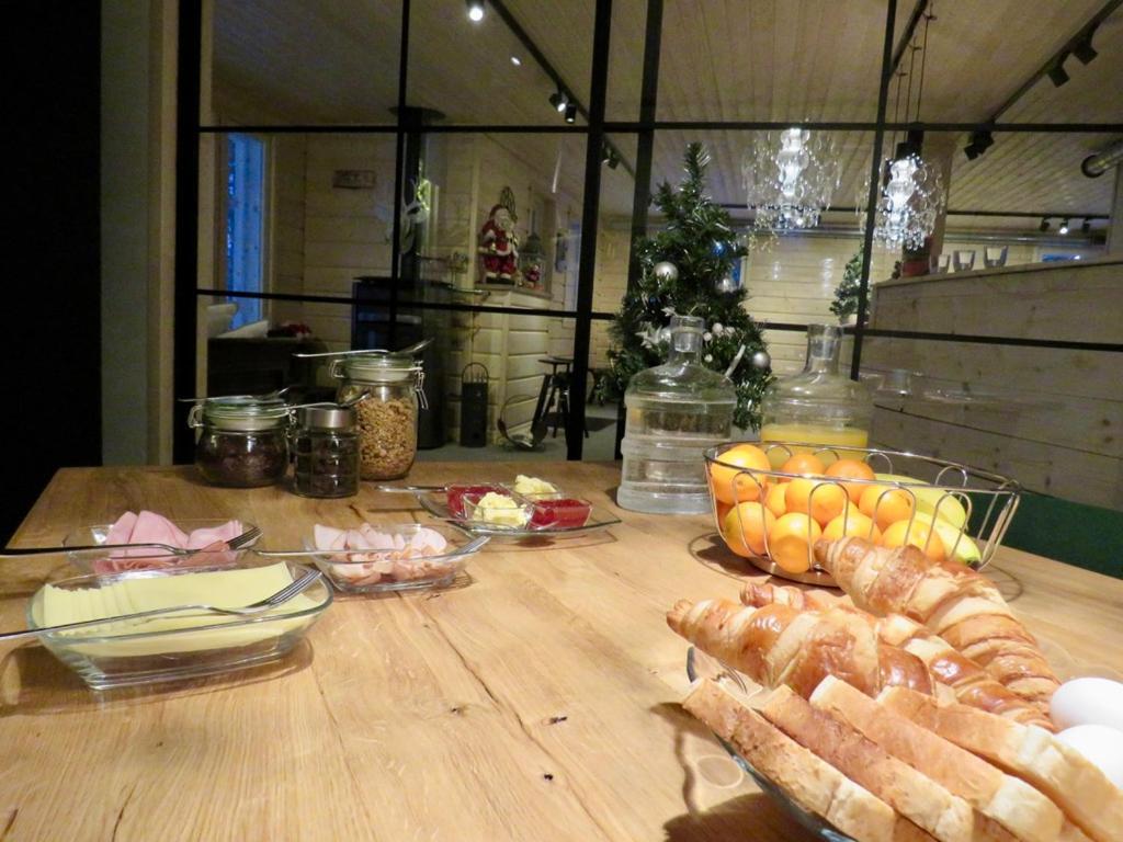 B&B Adventures Äkäslompolo Esterno foto